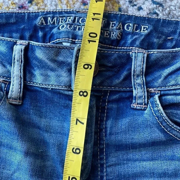 American Eagle hi-rise jegging crop, super stretch, distressed. Women’s size 6 - Picture 7 of 15